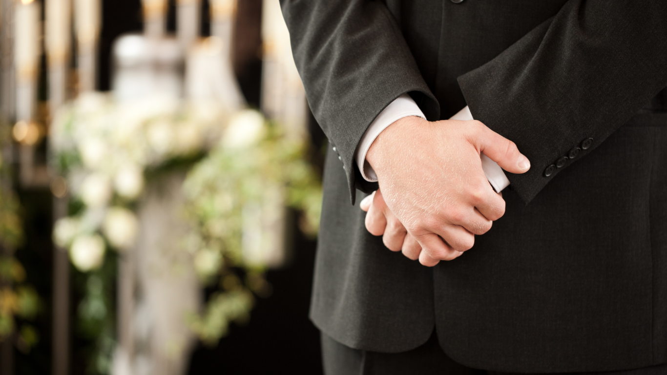 What to Expect at Your First Funeral Home Meeting